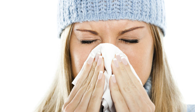 Raffreddore, mal di gola, influenza: i 15 infallibili rimedi della nonna