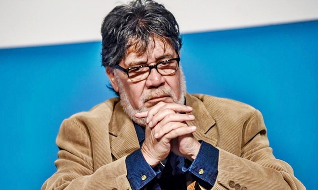 Coronavirus, Morto Luis Sepulveda, lutto nel mondo della cultura: lo scrittore cileno aveva 71 anni