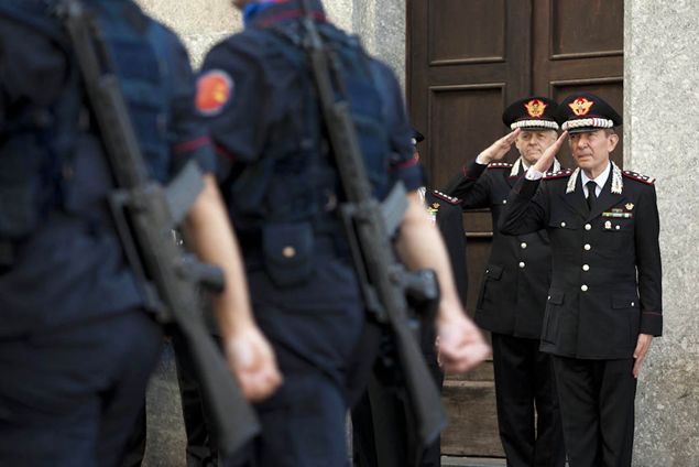 I carabinieri ricordano il collega scomparso a Pavia: ha lottato fino alla fine