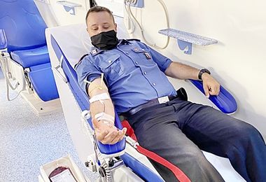 Il bellissimo gesto dei Carabinieri per l'emergenza sangue: autoemoteca Avis nel Capoluogo Barbaricino