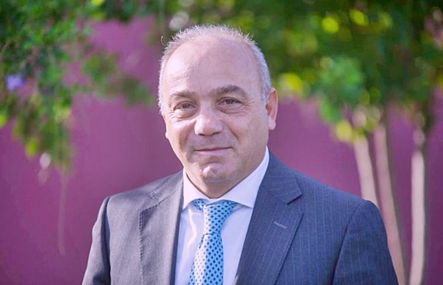 Gianni Chessa ai sindaci sardi: “Sospendete le imposte comunali per ambulanti e giostrai”