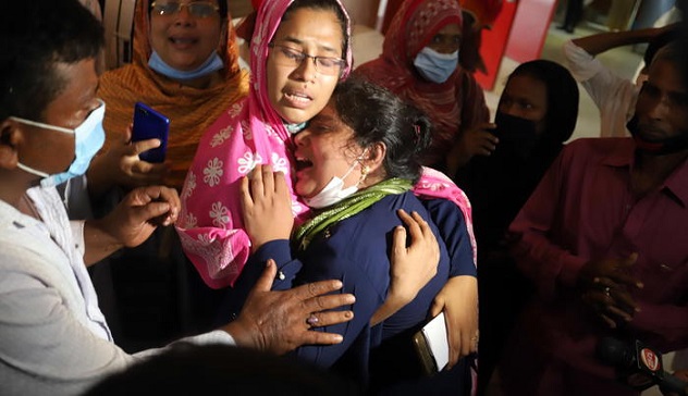 Bangladesh: esplosione in una moschea, 12 morti e decine di feriti