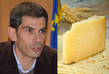 Pane e formaggio. Il sindaco di Samassi: “Ho visto tante iniziative ‘stravaganti’, ma questa le batte tutte”
