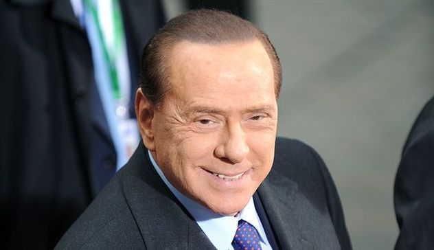 Si aggravano le condizioni di salute di Berlusconi: 