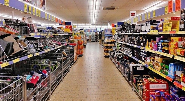 Covid, supermercati aperti durante le festività natalizie: sindacati di categoria sul piede di guerra