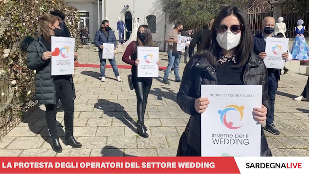 Crisi settore wedding: flash mob a Nuoro. Il video