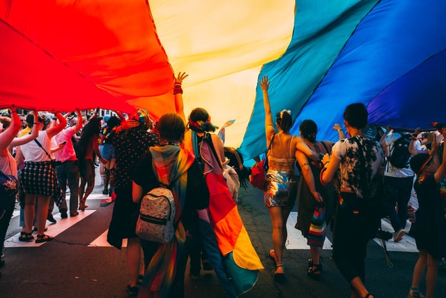 Corteo del Pride di Torino annullato causa Covid, la polemica degli organizzatori