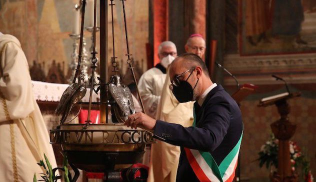 Il sindaco di Cagliari ha acceso la lampada votiva di San Francesco d'Assisi