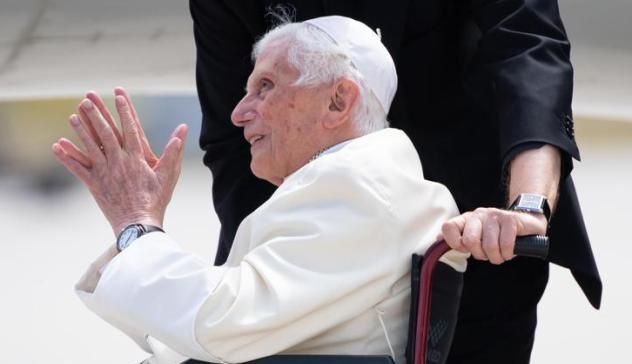 Pedofilia, Ratzinger: “grandissima colpa se non si affrontano gli abusi”