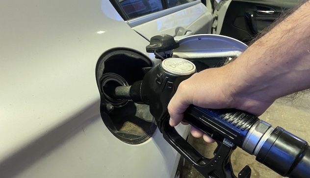 Taglio delle accise su carburanti. Assopetroli minaccia lo sciopero benzinai