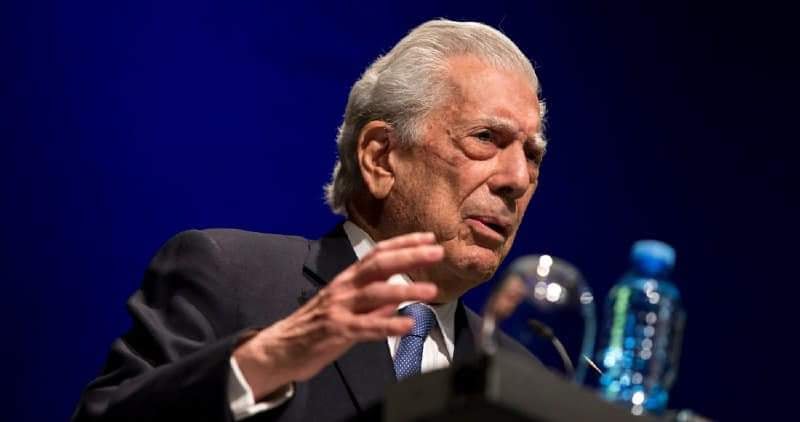 Covid. Ricoverato a Madrid Mario Vargas Llosa, scrittore Premio Nobel nel 2010