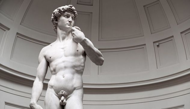 Perché le statue dell'antichità hanno il pene piccolo?