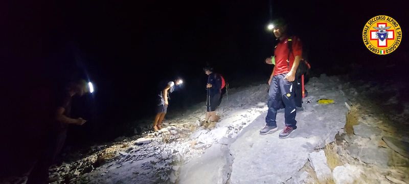 Si perdono nel Supramonte di Oliena: salvati due escursionisti