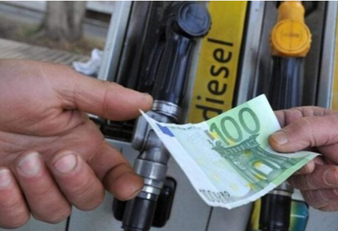 Benzina e diesel: nuovo aumento dei prezzi per i carburanti in Italia
