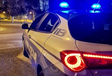 In strada con uno storditore elettrico, 28enne denunciato a Cagliari