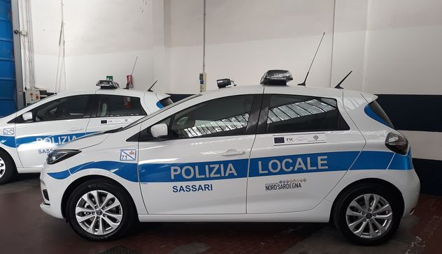 Violenta rissa in piazza d'Italia a Sassari, intervengono i vigili urbani
