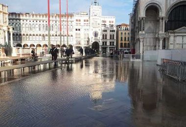 A Venezia acqua alta a 95 cm. In giornata arrivo di Salvini