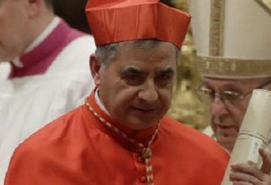 Il cardinale Becciu: “Ho incontrato il Papa, mi ha incoraggiato”