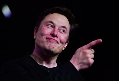 Twitter, Elon Musk si dimetterà da amministratore delegato