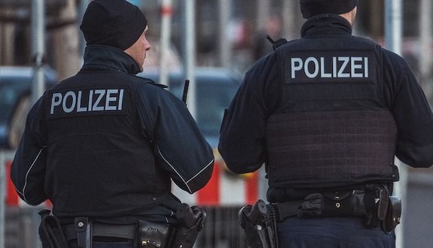 Arrestato un iraniano in Germania: preparava attentati al cianuro