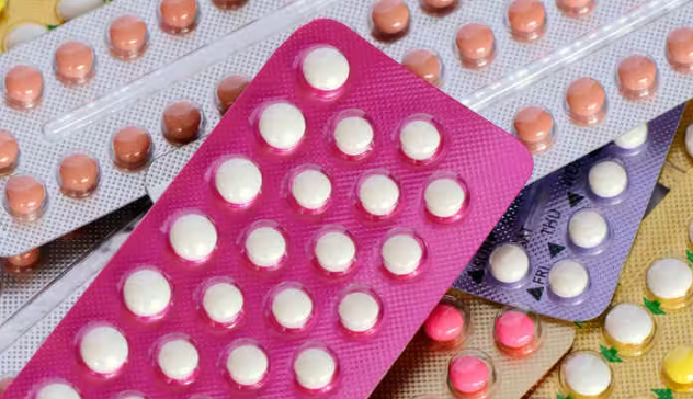“Niente pillola, sono obiettore”. Medico di base si rifiuta di prescrivere anticoncezionali