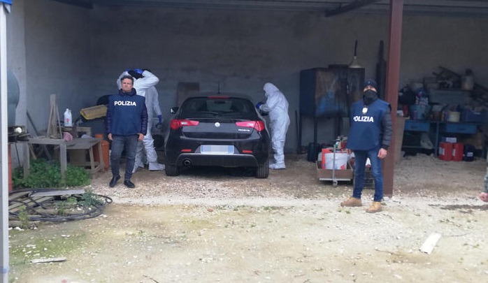 Trovata l'auto di Messina Denaro: ecco dove era nascosta