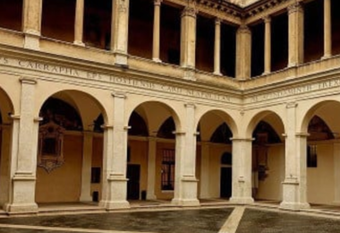 Meno di 6 euro all’ora per lavorare in un museo. “È così che l’Italia investe nella cultura?”