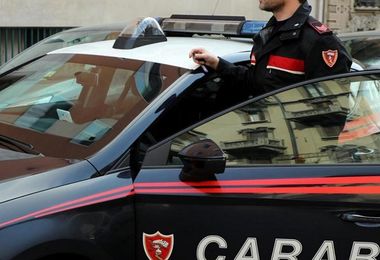 Stufa a gas in fiamme, 96enne salvato da carabinieri a Tergu 