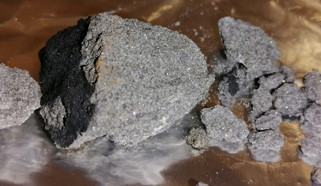 Trovato il meteorite di San Valentino: è precipitato su un balcone di Matera