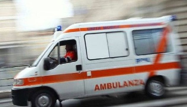 Sanità: ambulanze ferme per carenza di infermieri e autisti