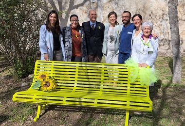 Una panchina gialla a Sassari per accendere i riflettori sull’Endometriosi