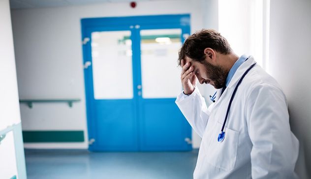 Ordini medici, 'basta aggressioni, c'è forte disagio che porta a fuga dei colleghi'