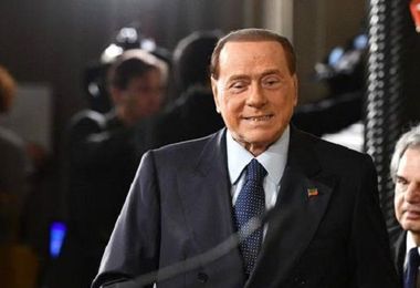 Berlusconi. Primo bollettino 