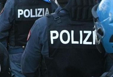 Pisa-Cagliari, disordini prima della partita: feriti 3 poliziotti