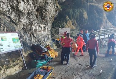Dorgali. Malore in grotta, speleologo recuperato da soccorso alpino 