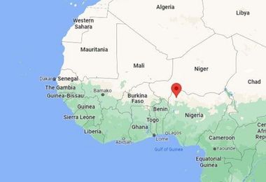Barca si ribalta in Nigeria: morti 15 bambini, altri 25 dispersi