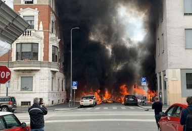 Milano. Esplosione in pieno centro, in corso i soccorsi 