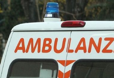 Palermo. Finisce in ospedale col polmone perforato: 14enne accoltellato da compagno di 11 