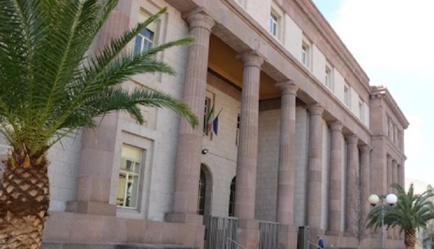 Alghero: accusa fidanzato e suocera di induzione alla prostituzione, assolti