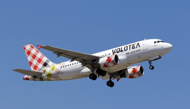 Aerei: da Cagliari due nuove destinazioni con Volotea