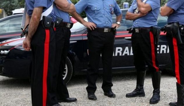 Elini: aggrediscono comandante dei Carabinieri fuori servizio, nei guai due uomini