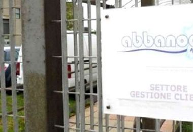 Abbanoa, sospesa azione Adiconsum: gestore può richiedere il pagamento dei conguagli 