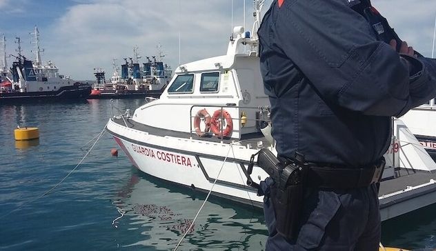 Costa Smeralda: Guardia Costiera sequestra stabilimento balneare abusivo 