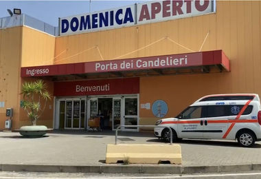 Donazione del sangue: il 6 settembre l’autoemoteca dell’Avis al centro commerciale Porte di Sassari