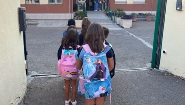 È suonata la campanella in anticipo per diverse scuole in Sardegna
