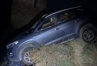Porto Torres, tenta il suicidio gettandosi in mare con l’auto: salvata dai Carabinieri