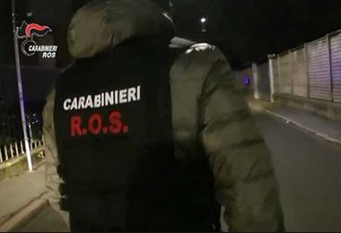 Traffico di droga, mafia e corruzione: in Sardegna maxi operazione, 31 indagati