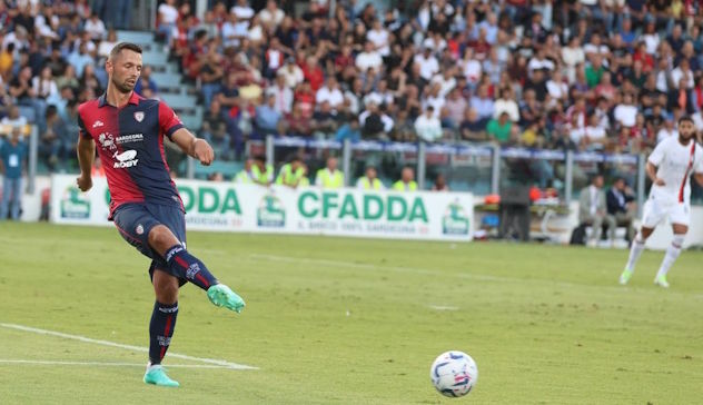 Cagliari, Radunovic sbaglia ancora e il Milan ne approfitta: è 1-3 per i rossoneri