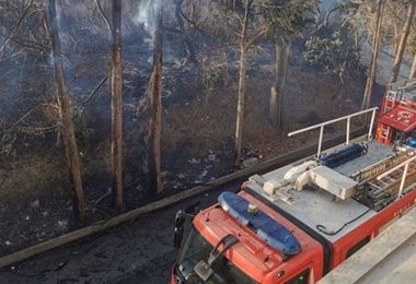 Incendi: oltre 150 persone evacuate nel messinese, decine case distrutte dalle fiamme