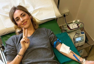 Prima donazione di sangue per Chiara Ferragni. “Fatelo anche voi”
